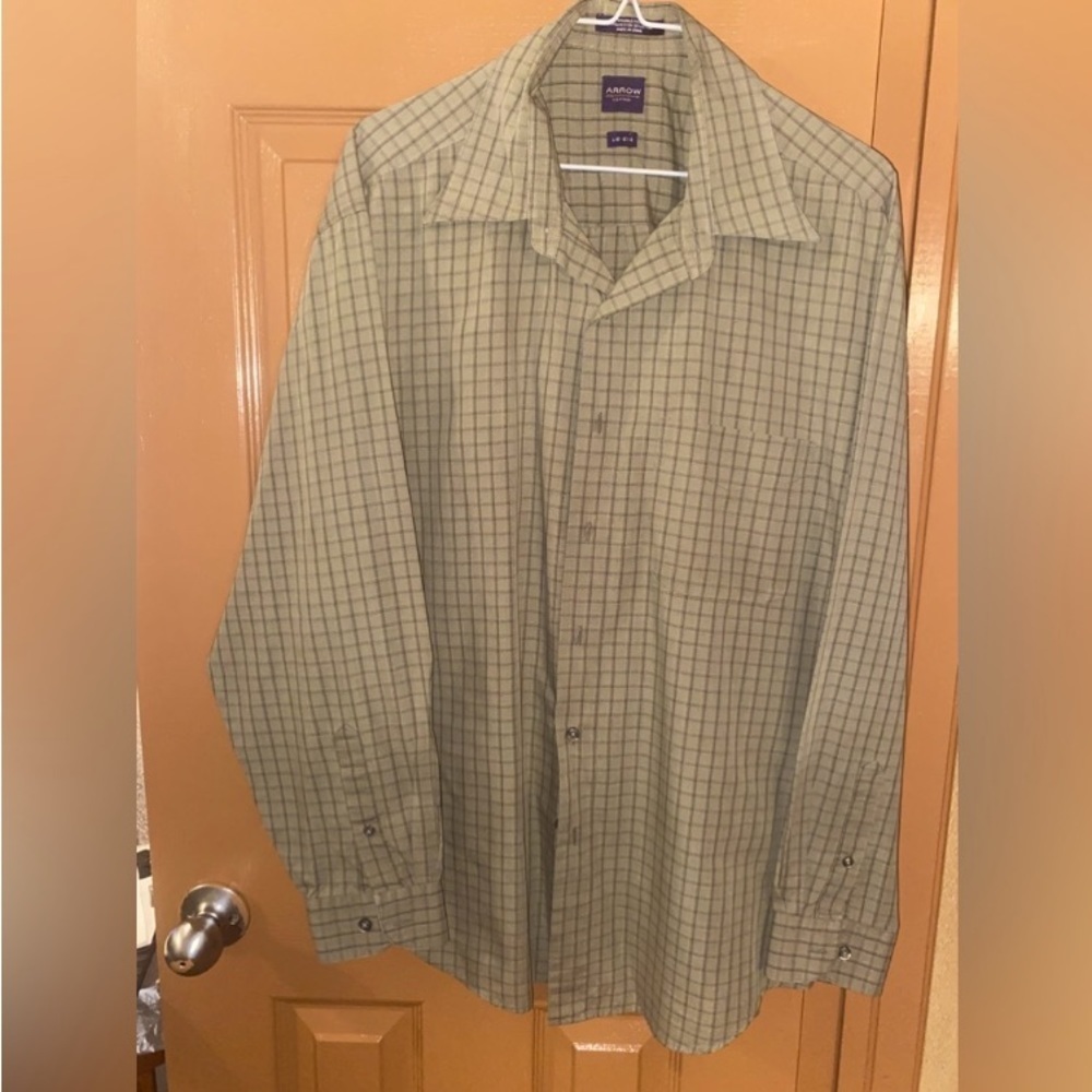 Mens Large Arrow Shirt